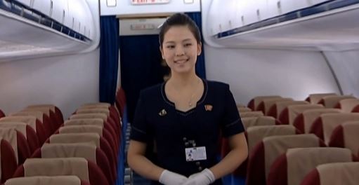 “동무, 자연미인 보시라우!” 북한 스튜디어스 미모가 ‘후끈’ 기사의 사진