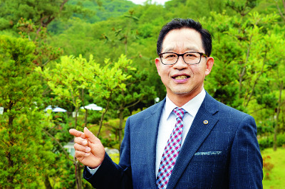 [민간 수목장림을 가다] 자연 친화적 장례문화, 민간이 이끈다 기사의 사진