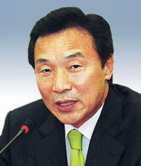 손학규 ‘野 연대’ 중재 자청… 유시민-김진표 만나 설득  