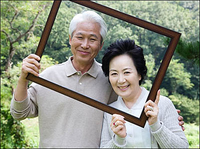 “어버이날, 임플란트로 건강을 선물 하세요”  