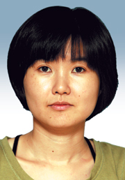 [세상에 말 걸기-이영미] 2.5 달러의 대가  