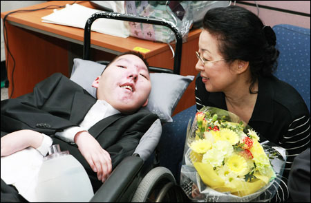 '연세대호킹' 키운 엄마 