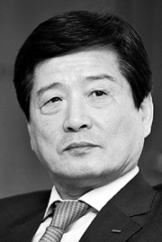 남상태 버티기? 연임 포기? 아리송… “대우조선 사장 내부인 선임땐 언제든 용퇴” 발언 묘하네  