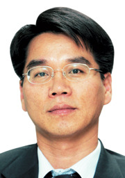 [돋을새김-박현동] 이정희, 죽어야 산다  