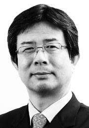 迵 ΰ    
