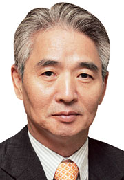 [이진곤 칼럼] 자식 두고 양자 들일 생각하나  