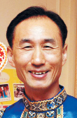  輱 ѹ     