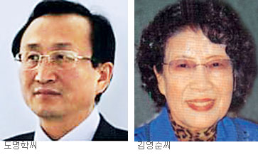 “진실이 담긴 글 쓰고 싶었습니다”… 탈북작가들, 국제펜대회서 북한 탄압 실태 고발  