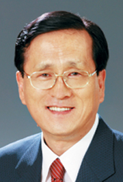 [오늘의 설교] 질그릇에 담긴 보배를 주목합시다  
