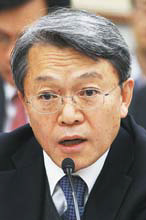 임기 절반 남은 감사원장도 바꾼다  