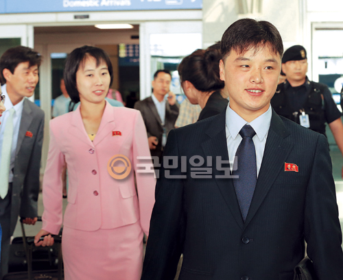北 청소년들 유엔 유스리더십프로그램 참가 위해 입국  