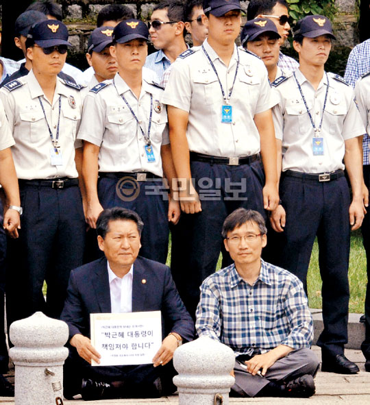 쿡    