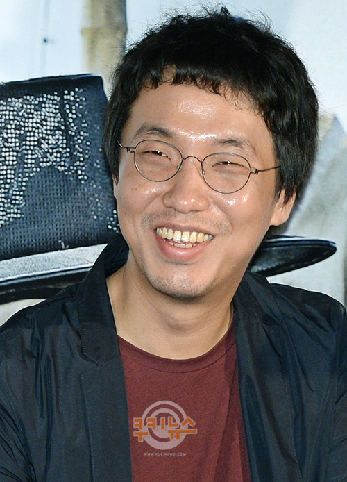 [] ȭ : ζ ô롯    