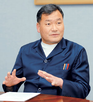 [기초단체장에 듣는다-오규석 부산 기장군수] “4년간 운영한 야간 군수실 계속 운영”  