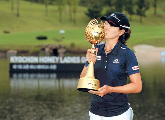 , 3   KLPGA ꡦ   躸   