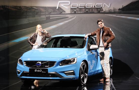   S60 R-Design   