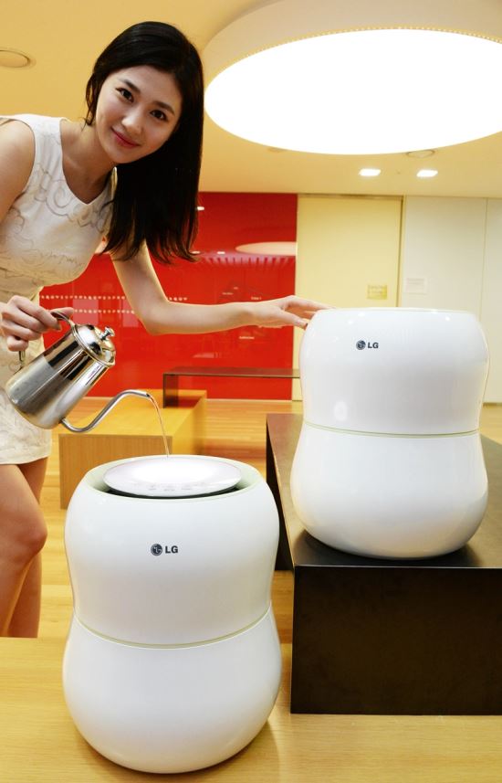 LG  Ѹ   