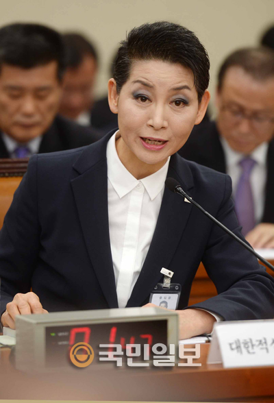 []ǿ ϴ 輺   