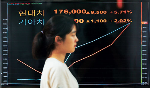 [] ڻ ԡ ξ 롤 ޵  