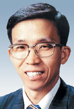 [ ]  翡 ô  