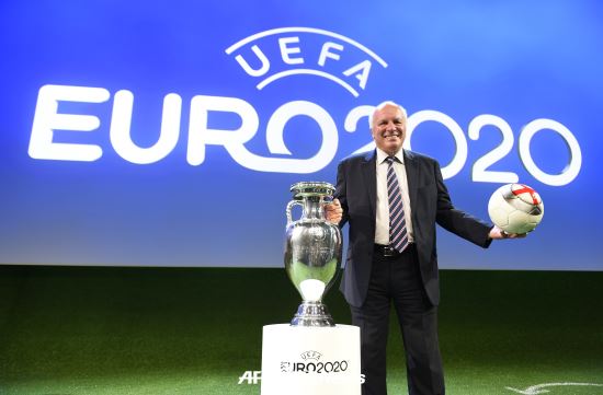 FIFA Ȥ   䱸 յ ũ ױ۷FA ȸ    