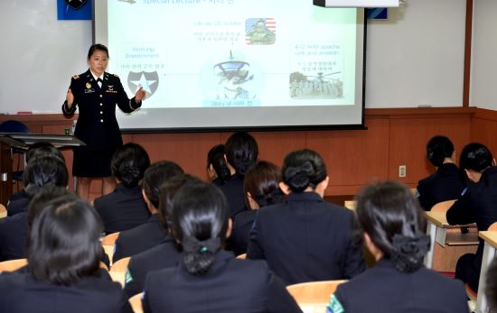  ROTC, ̱  ѱ  ġ     û Ư  