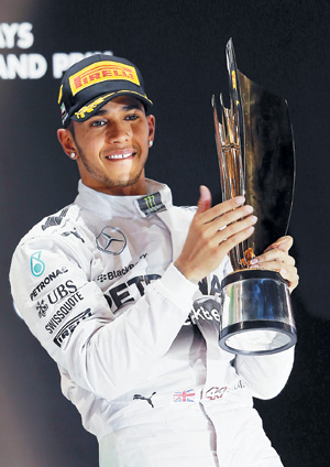 F1 Ÿ̰  ̽ ع  6  Ȳ ƿԴ  