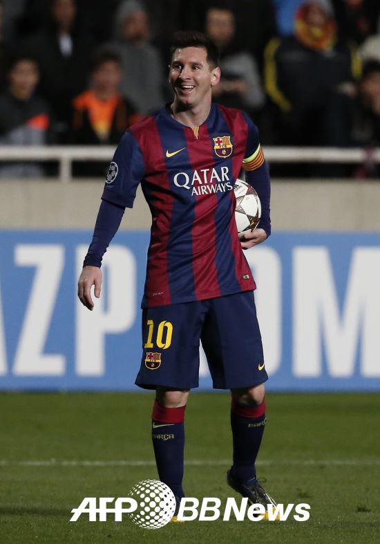 ޽, UEFA è 727374ȣ ִٰ ű ۼ  