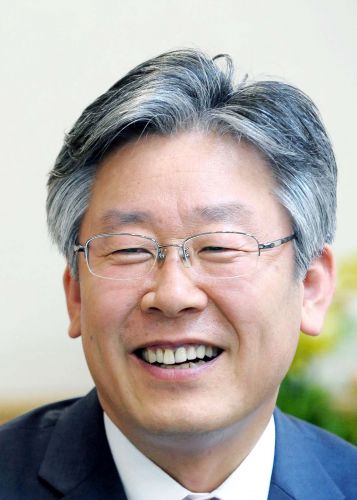 [타임아웃] 이재명 성남 구단주 “판정 성역과 연맹에 대해 전면전”  
