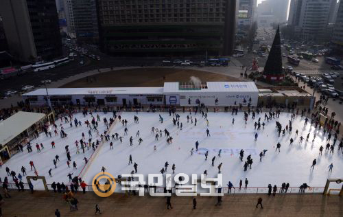 서울광장 스케이트장 19일 개장  
