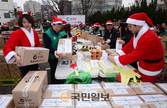 [포토] 대상 청정원, 사랑의 선물세트 제작  