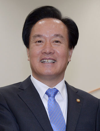“독도 1인 납세자 세금 낼 수 있게 기념품 팔아주자” 이병석 의원 이색제안 이유는?  