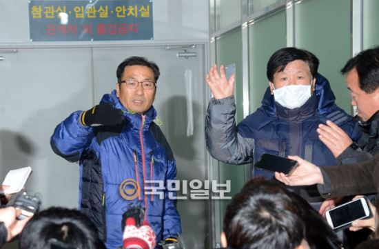 최경위 유족 “검찰이 퍼즐 맞추기 수사했다”  