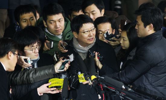 [대통령 친인척 수난사] 만사형통… 비리 개입… 소통령 등 불리다 처벌  