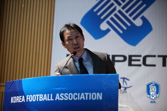 축구 U-18 국가대표 사령탑에 안익수 전 성남 감독  