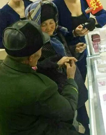 ߱ Ծ װ ǳ ?80 Ҿƹ ̾ƹ   