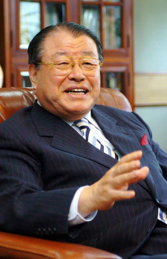 부산 동서학원 설립자 장성만목사,‘자랑스런 지도자상’ 수상  