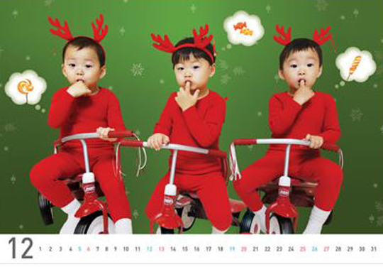 송일국 삼둥이 달력 판매…크리스마스엔 빨간 내복 루돌프 삼둥이  