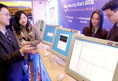 기껏 액티브X 없애더니 다른 걸 설치하라고？…내년부터 새 보안프로그램 설치해야  