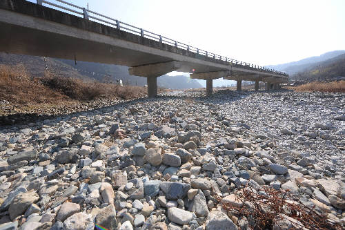 눈없는 동해안 겨울가뭄 우려…12월 강수량 41년 만에 최저 기록  