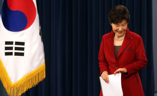 [대통령 신년기자회견]소폭개각 방점...2월과 5월 2단계 개각론  