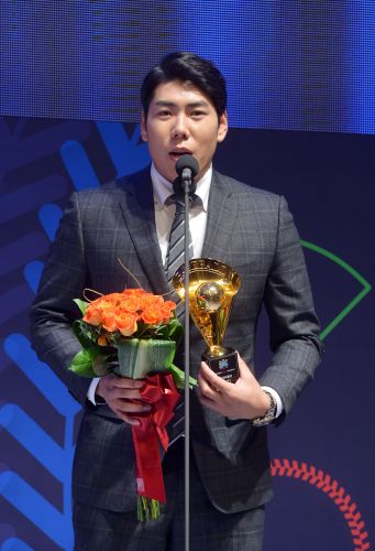 강정호, 피츠버그와 4년간 1600만 달러 계약  