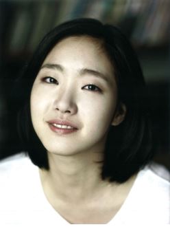 할머니와 손녀 얘기 다룬 영화 ‘계춘할망’ 윤여정과 김고은 캐스팅 확정 3월 크랭크 인  