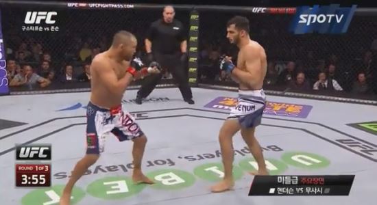 [] UFC ,   1ȸ TKO   