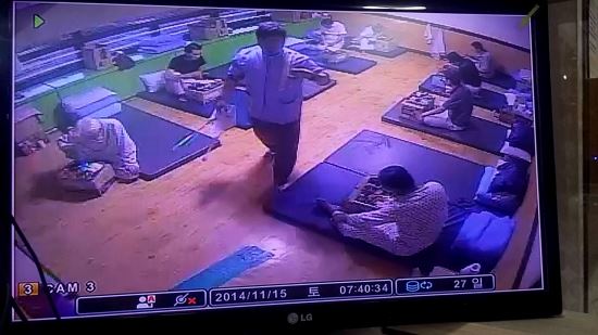 정신병원서 치료받던 70대 17시간 묶여있다 사망…인권위, 검찰에 고발  