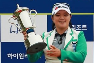 [LPGA] 장하나, 데뷔전서 5언더파 선두권  