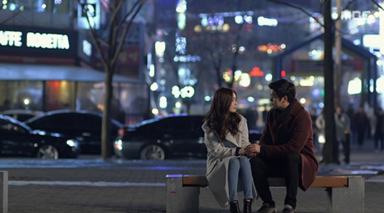 ‘장미빛 연인들’ 한선화-이장우 재결합… “너만 있음 괜찮아”  