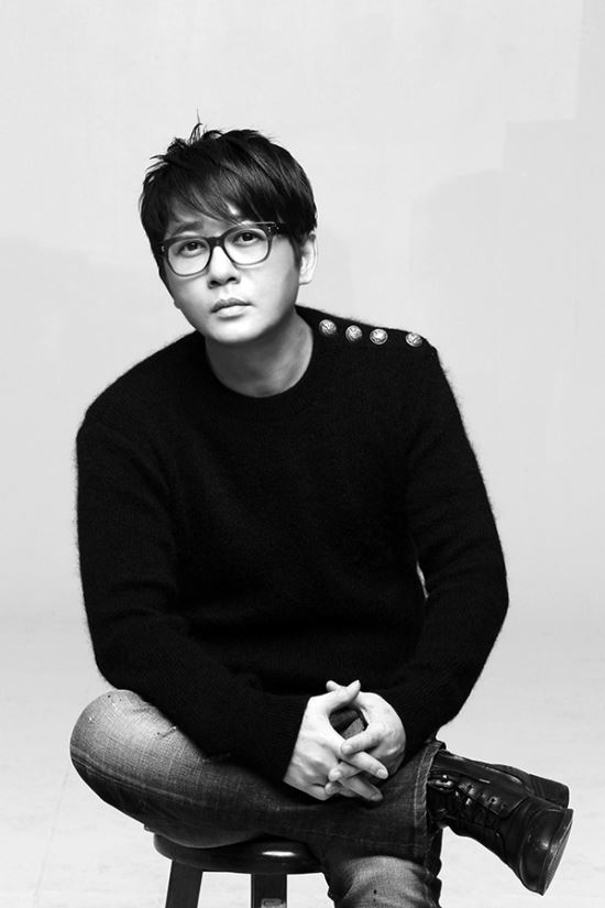 ‘발라드 황제’ 신승훈 제작자로 나선다  