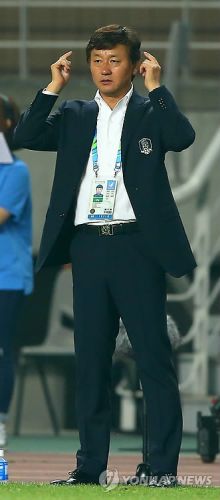 U-22 축구 대표팀, 이광종 감독에게 킹스컵 우승 선사  