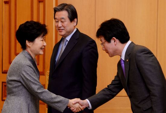 박근혜 “한번도 '증세없는 복지' 직접 이야기한 적없다”  
